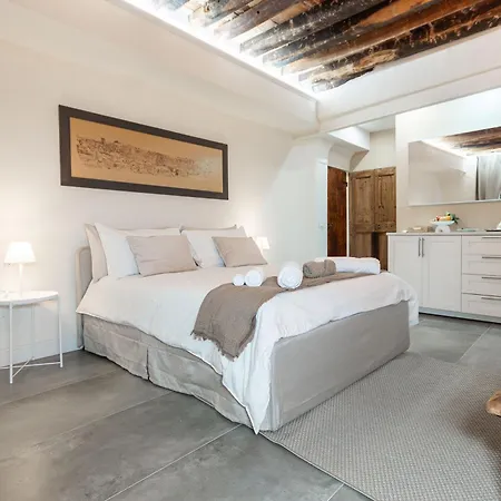 Appartement Luxury In Centro - 3min Acquario *