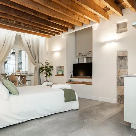 Luxury In Centro - 3min Acquario Appartement