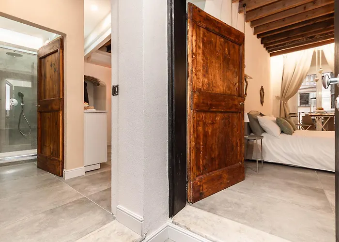 Luxury In Centro - 3min Acquario Apartmán Janov