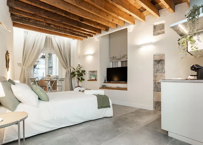 Luxury In Centro - 3min Acquario Apartament